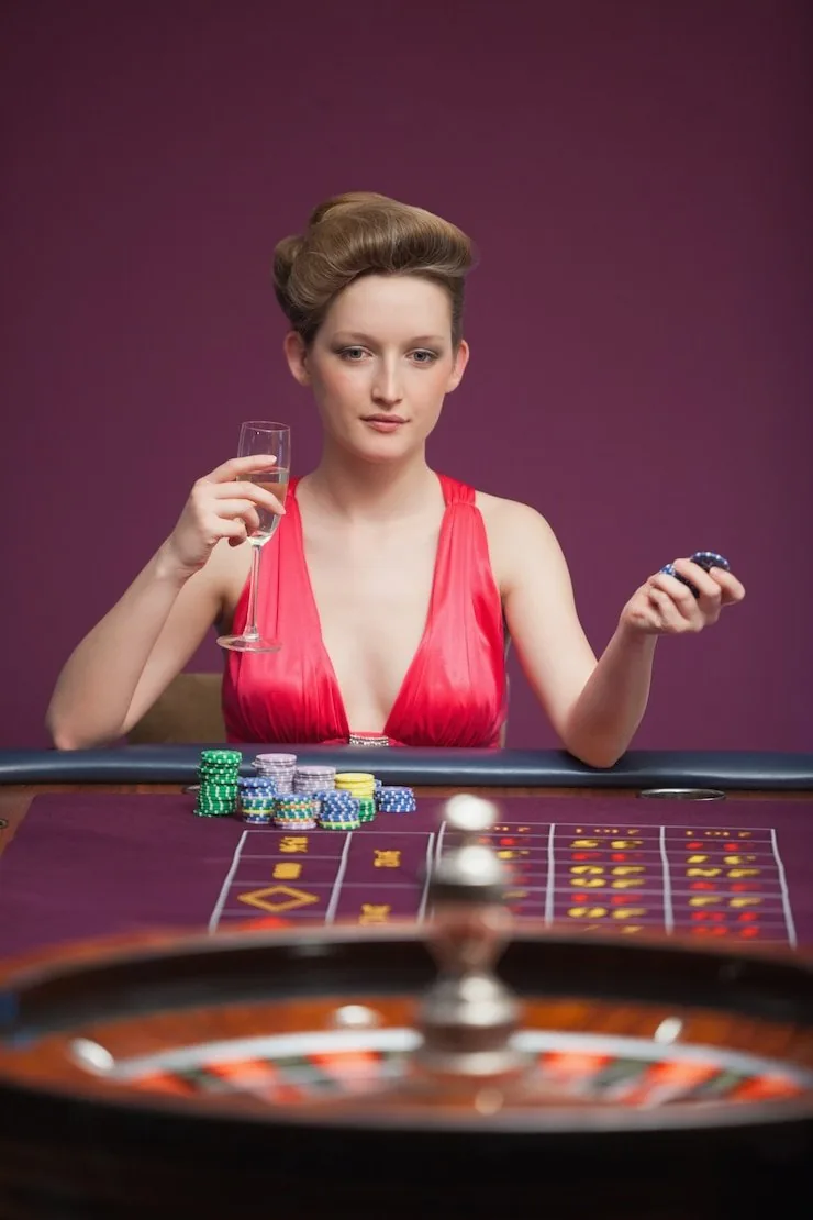 v77v Pakistan Casino lobby